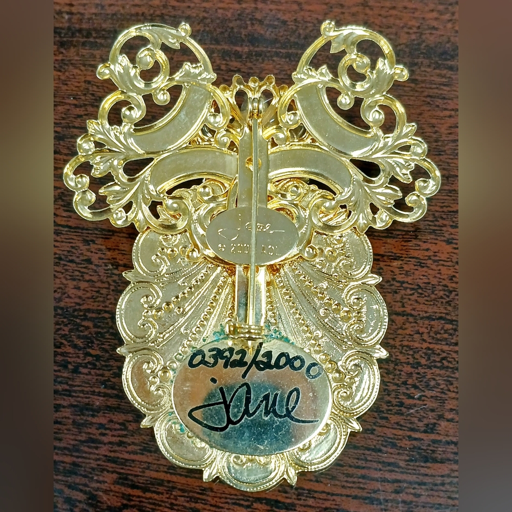 Vintage Jane 2000 AOL Gold Tone & Clear Rhinestones Layered ANGEL Brooch - Picture 2 of 2